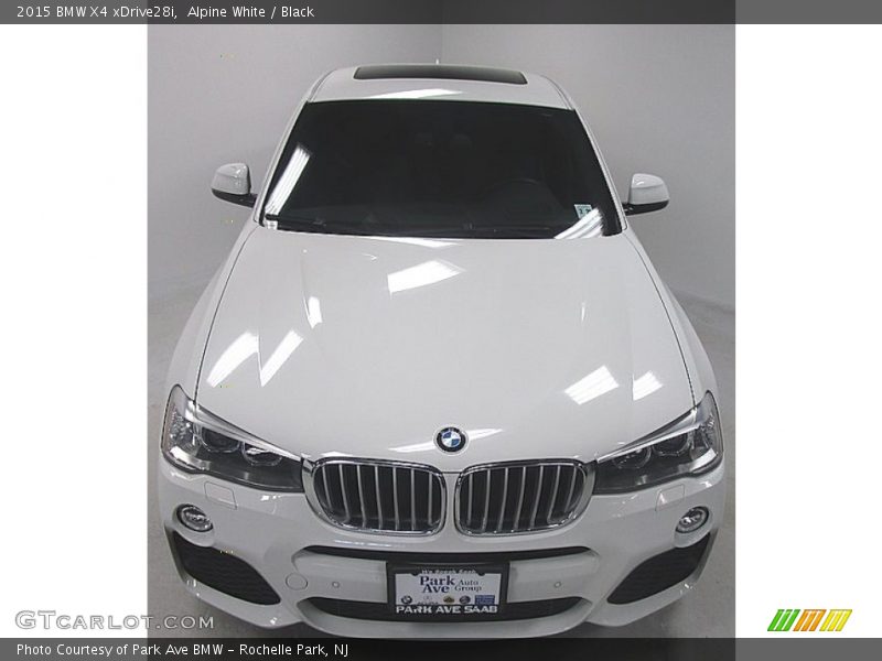 Alpine White / Black 2015 BMW X4 xDrive28i