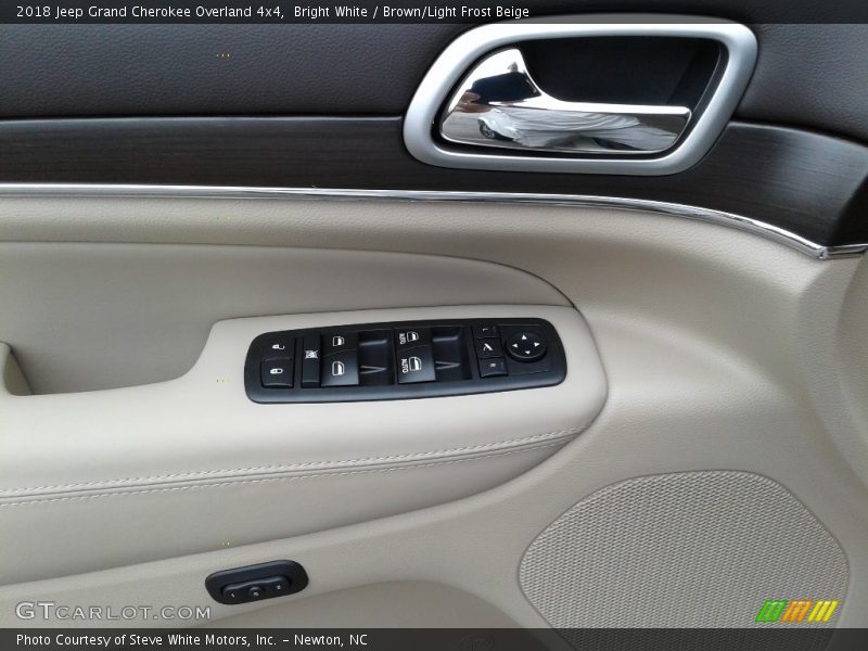 Bright White / Brown/Light Frost Beige 2018 Jeep Grand Cherokee Overland 4x4