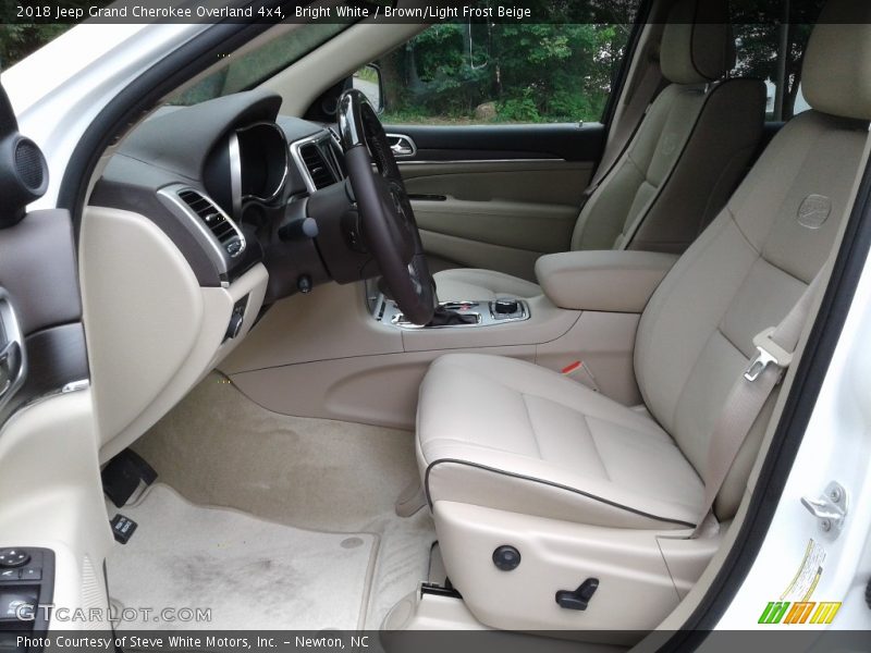 Bright White / Brown/Light Frost Beige 2018 Jeep Grand Cherokee Overland 4x4