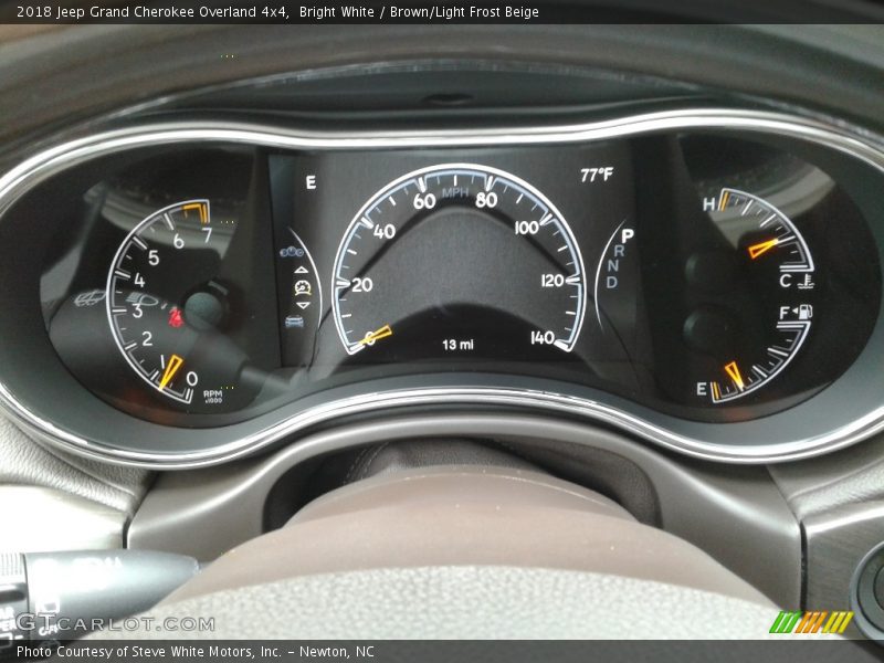 Bright White / Brown/Light Frost Beige 2018 Jeep Grand Cherokee Overland 4x4
