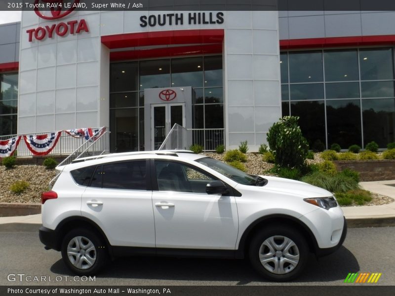 Super White / Ash 2015 Toyota RAV4 LE AWD