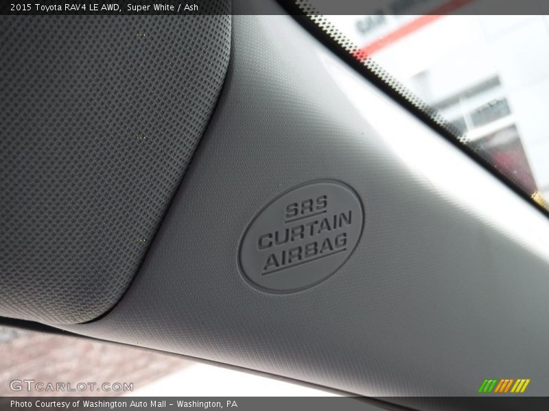 Super White / Ash 2015 Toyota RAV4 LE AWD