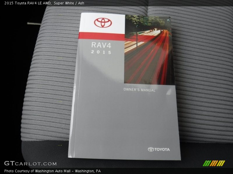 Super White / Ash 2015 Toyota RAV4 LE AWD