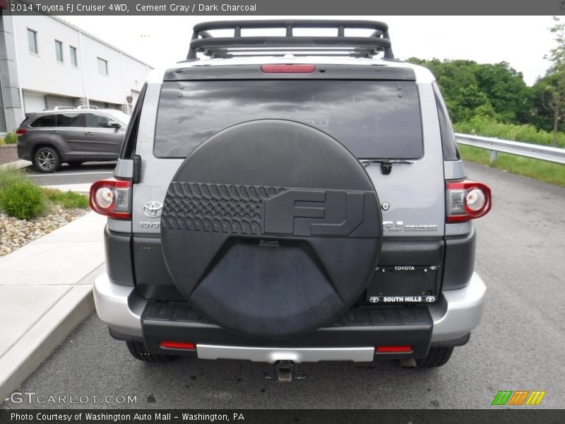 Cement Gray / Dark Charcoal 2014 Toyota FJ Cruiser 4WD