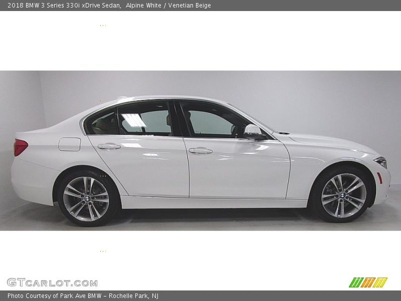 Alpine White / Venetian Beige 2018 BMW 3 Series 330i xDrive Sedan