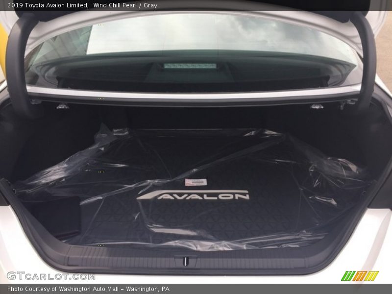 Wind Chill Pearl / Gray 2019 Toyota Avalon Limited