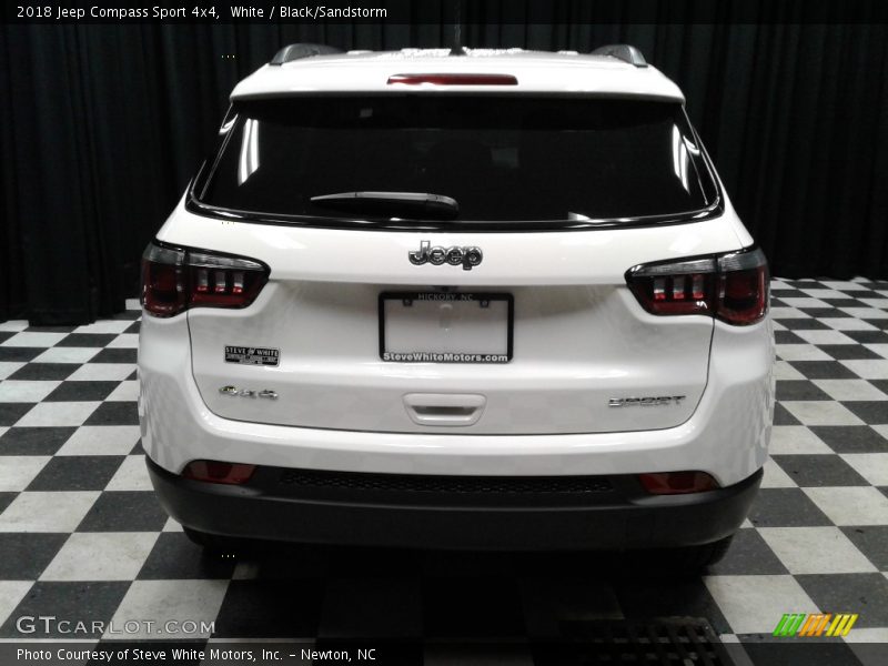 White / Black/Sandstorm 2018 Jeep Compass Sport 4x4