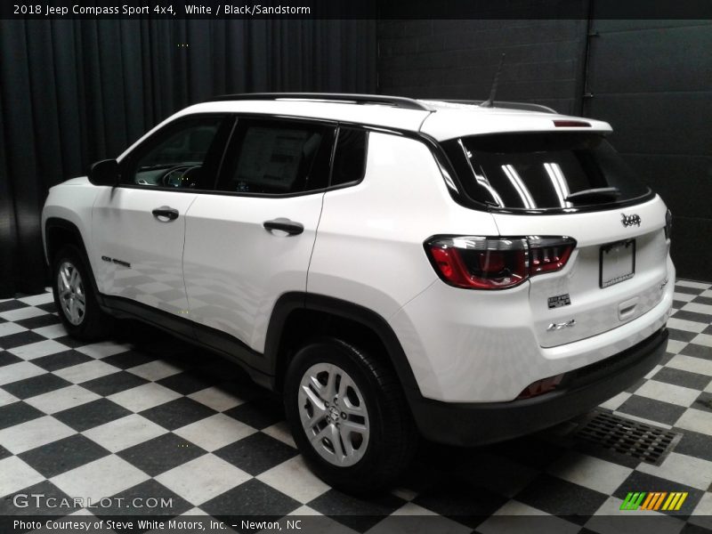 White / Black/Sandstorm 2018 Jeep Compass Sport 4x4