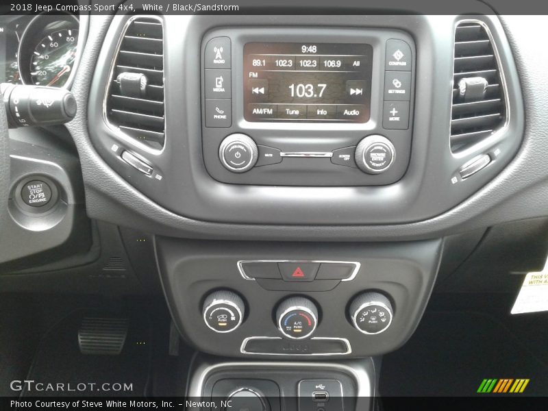 White / Black/Sandstorm 2018 Jeep Compass Sport 4x4