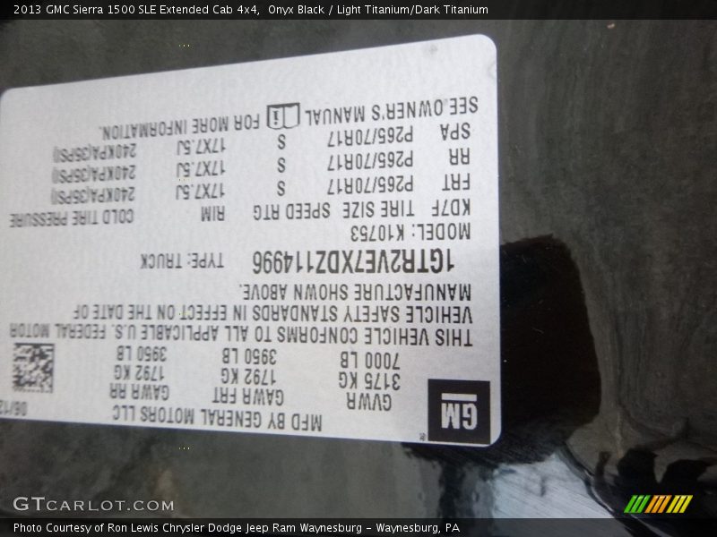 Onyx Black / Light Titanium/Dark Titanium 2013 GMC Sierra 1500 SLE Extended Cab 4x4