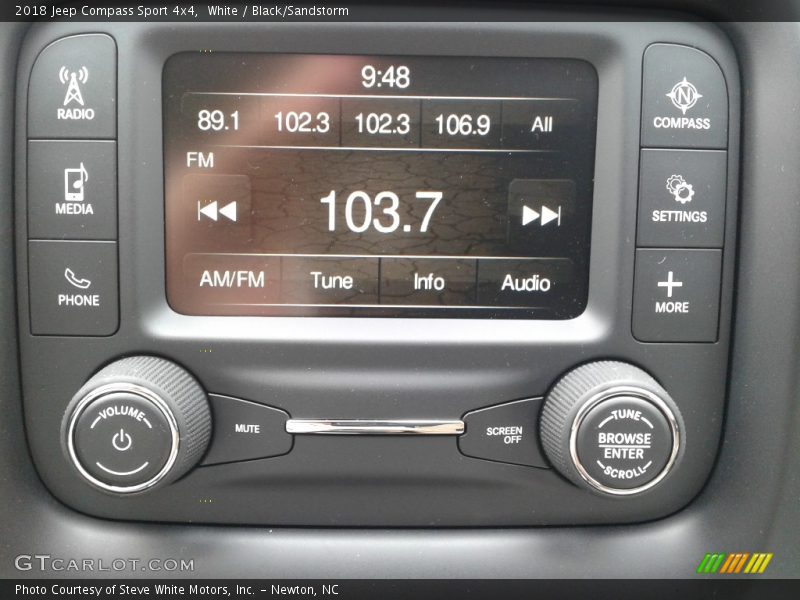 White / Black/Sandstorm 2018 Jeep Compass Sport 4x4