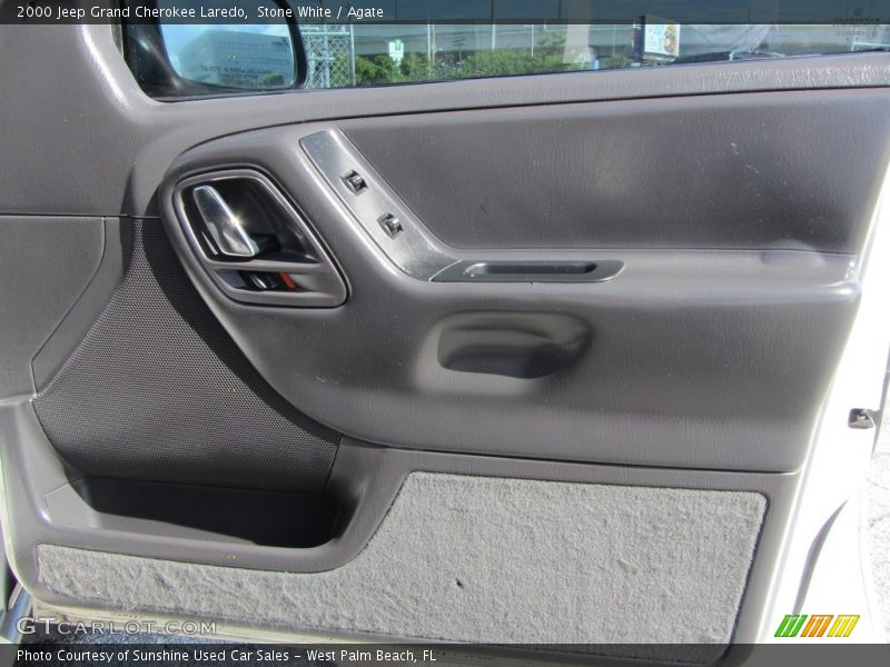 Stone White / Agate 2000 Jeep Grand Cherokee Laredo