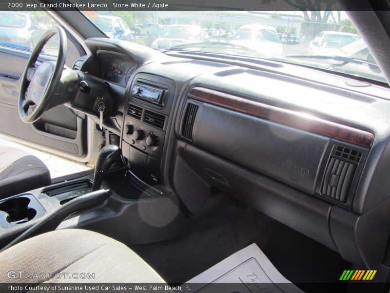 Stone White / Agate 2000 Jeep Grand Cherokee Laredo
