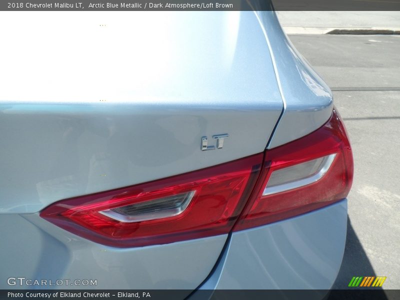 Arctic Blue Metallic / Dark Atmosphere/Loft Brown 2018 Chevrolet Malibu LT