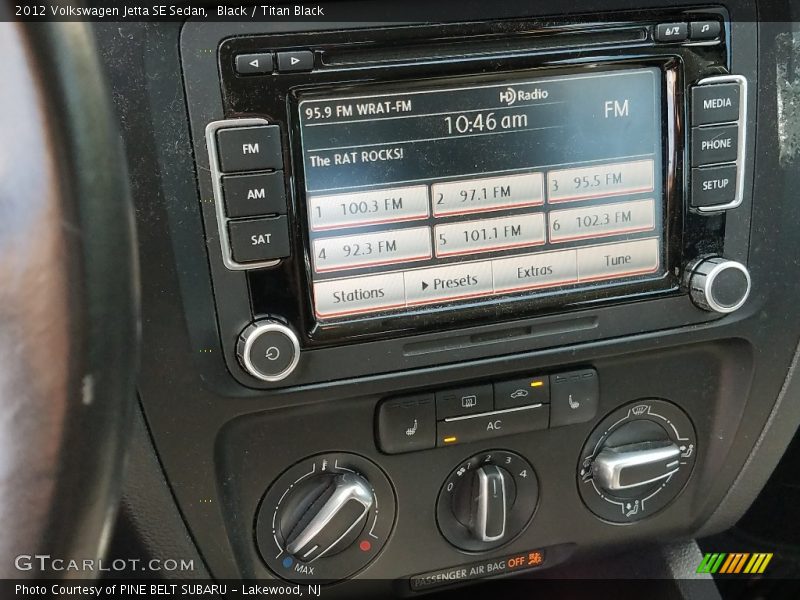 Black / Titan Black 2012 Volkswagen Jetta SE Sedan