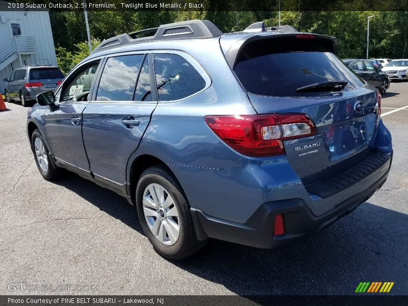Twilight Blue Metallic / Black 2018 Subaru Outback 2.5i Premium