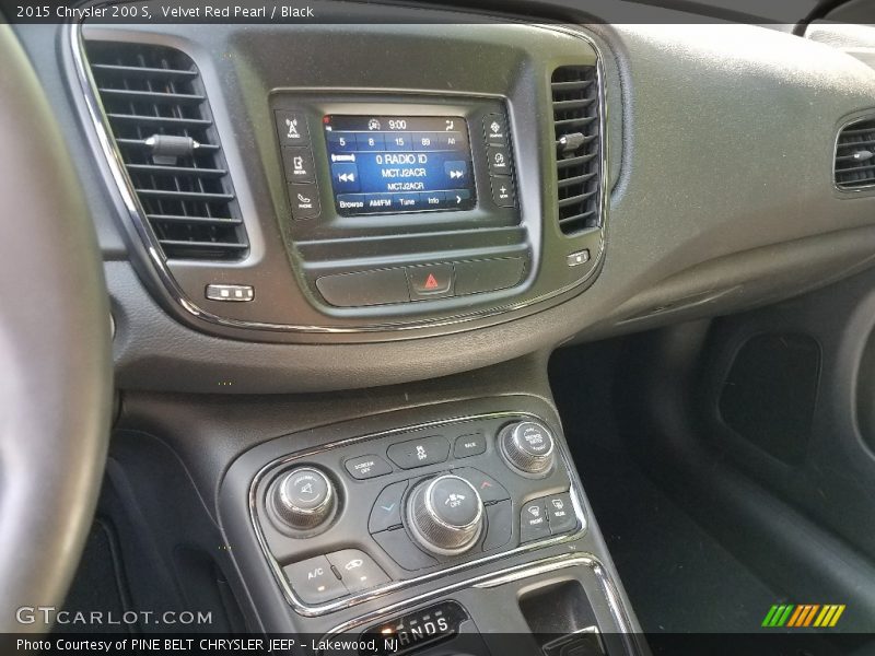 Velvet Red Pearl / Black 2015 Chrysler 200 S