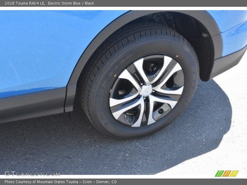 Electric Storm Blue / Black 2018 Toyota RAV4 LE