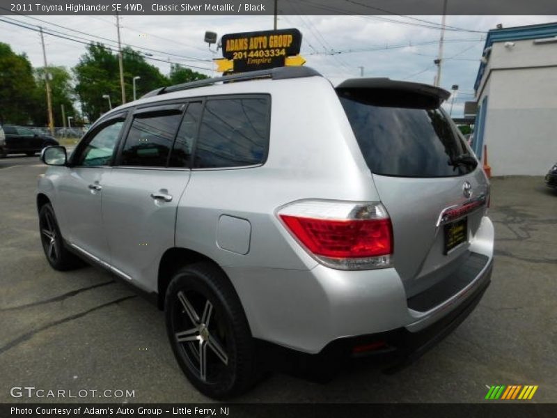 Classic Silver Metallic / Black 2011 Toyota Highlander SE 4WD