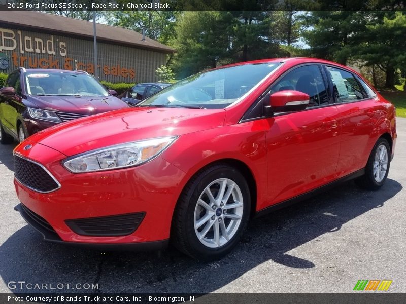 Race Red / Charcoal Black 2015 Ford Focus SE Sedan
