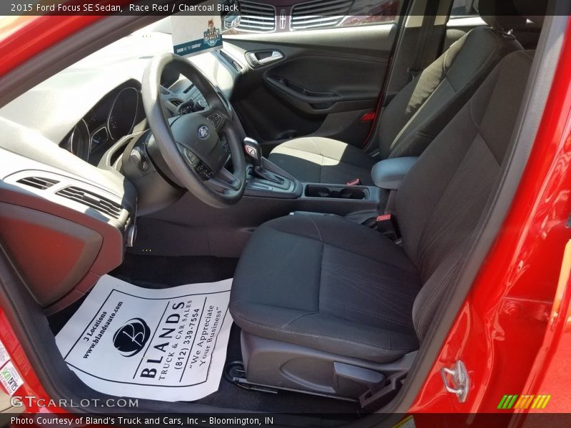 Race Red / Charcoal Black 2015 Ford Focus SE Sedan
