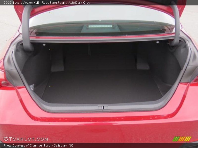 Ruby Flare Pearl / Ash/Dark Gray 2019 Toyota Avalon XLE