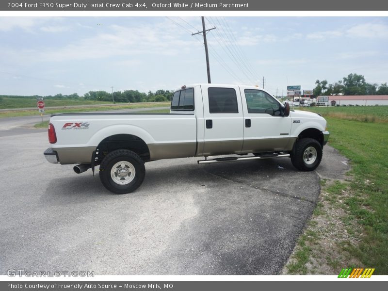 Oxford White / Medium Parchment 2004 Ford F350 Super Duty Lariat Crew Cab 4x4