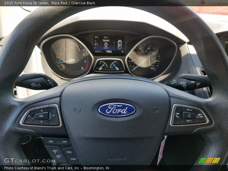 Race Red / Charcoal Black 2015 Ford Focus SE Sedan