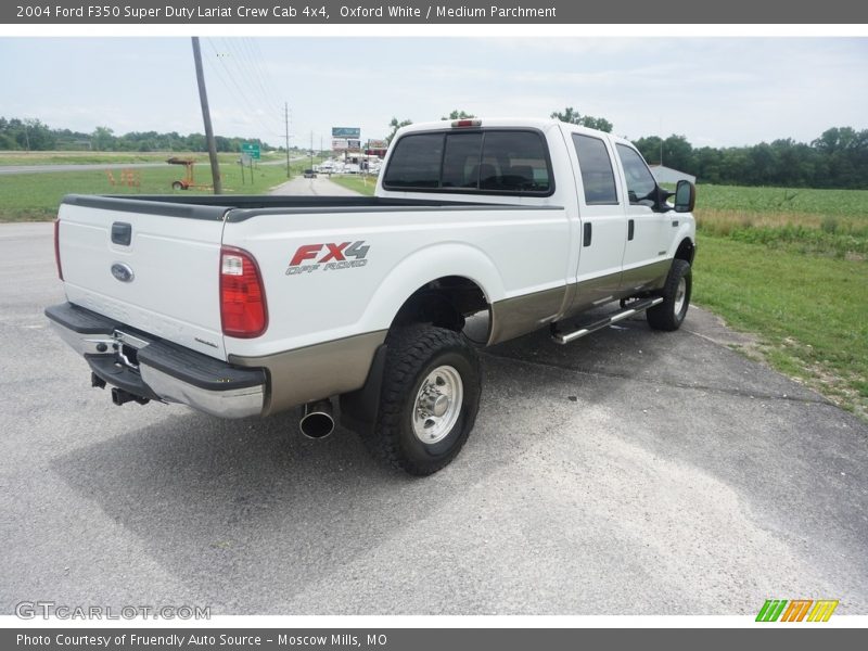 Oxford White / Medium Parchment 2004 Ford F350 Super Duty Lariat Crew Cab 4x4