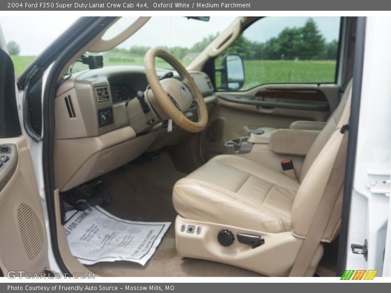 Oxford White / Medium Parchment 2004 Ford F350 Super Duty Lariat Crew Cab 4x4