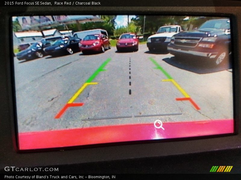 Race Red / Charcoal Black 2015 Ford Focus SE Sedan