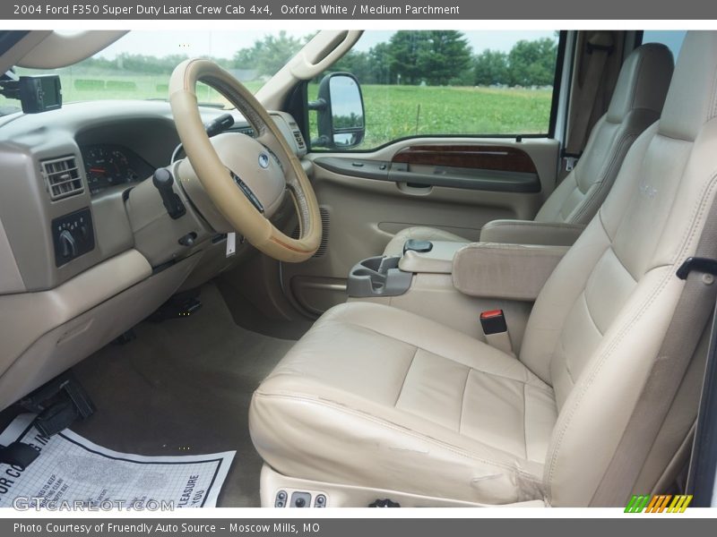 Oxford White / Medium Parchment 2004 Ford F350 Super Duty Lariat Crew Cab 4x4