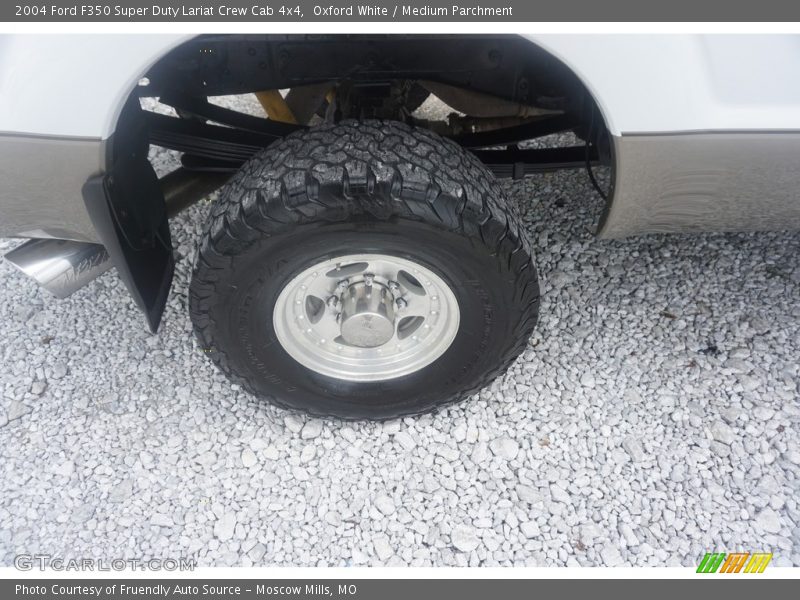 Oxford White / Medium Parchment 2004 Ford F350 Super Duty Lariat Crew Cab 4x4