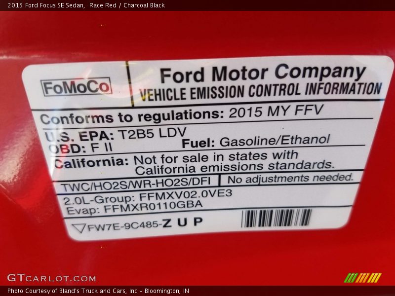 Race Red / Charcoal Black 2015 Ford Focus SE Sedan
