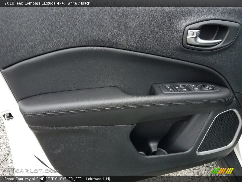 White / Black 2018 Jeep Compass Latitude 4x4