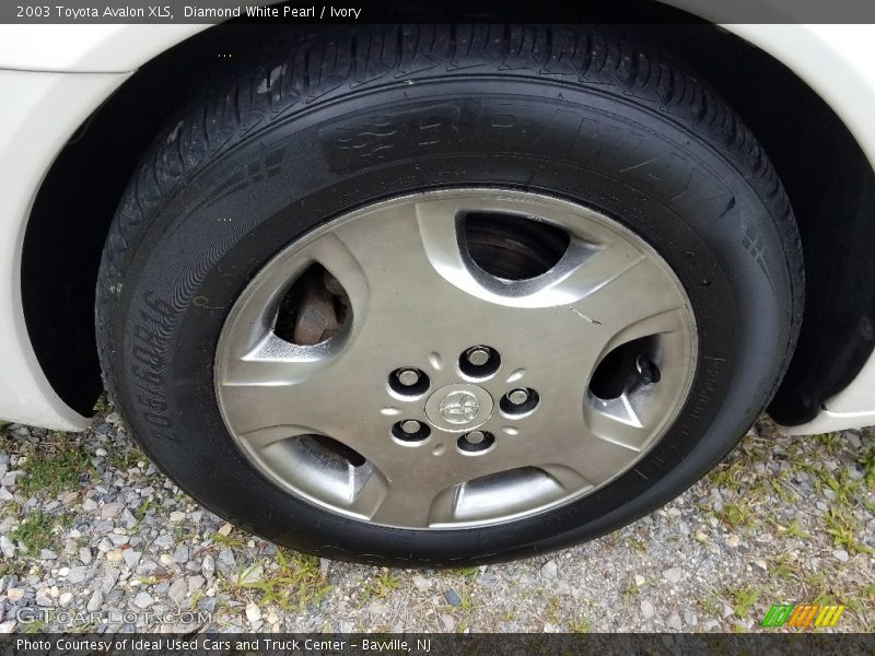 Diamond White Pearl / Ivory 2003 Toyota Avalon XLS