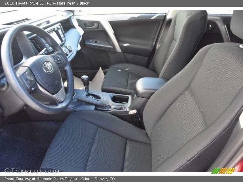 Ruby Flare Pearl / Black 2018 Toyota RAV4 LE