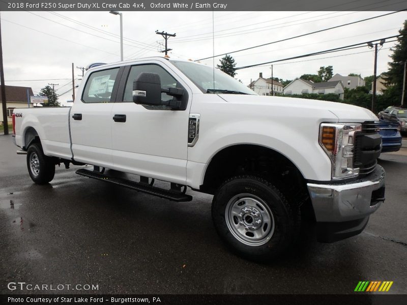 Oxford White / Earth Gray 2018 Ford F250 Super Duty XL Crew Cab 4x4