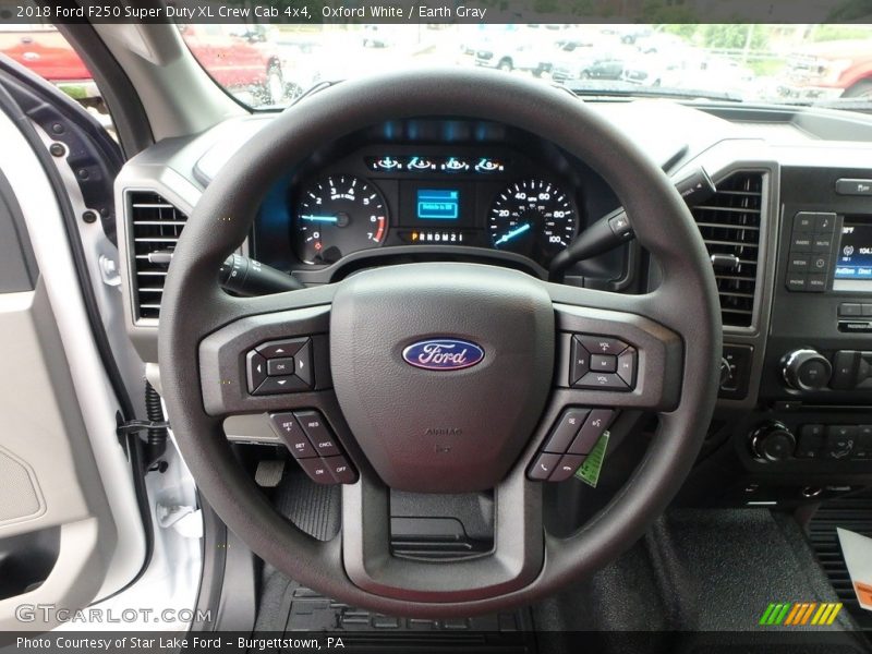 Oxford White / Earth Gray 2018 Ford F250 Super Duty XL Crew Cab 4x4