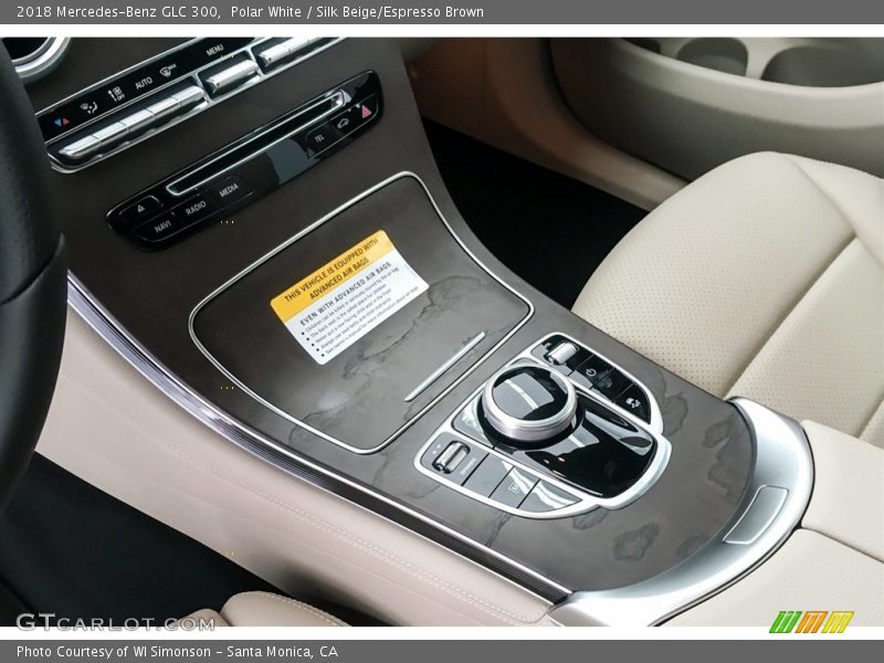 Polar White / Silk Beige/Espresso Brown 2018 Mercedes-Benz GLC 300