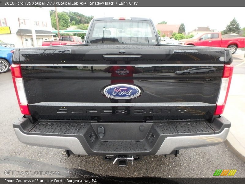 Shadow Black / Earth Gray 2018 Ford F350 Super Duty XL SuperCab 4x4
