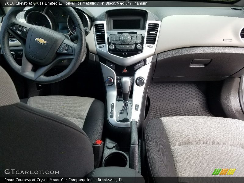 Silver Ice Metallic / Jet Black/Medium Titanium 2016 Chevrolet Cruze Limited LS