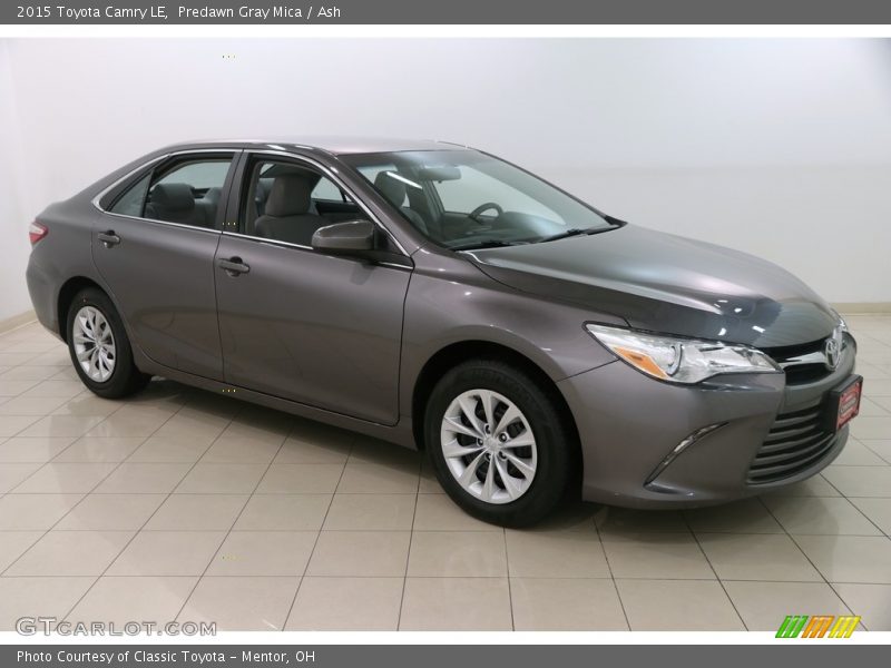 Front 3/4 View of 2015 Camry LE