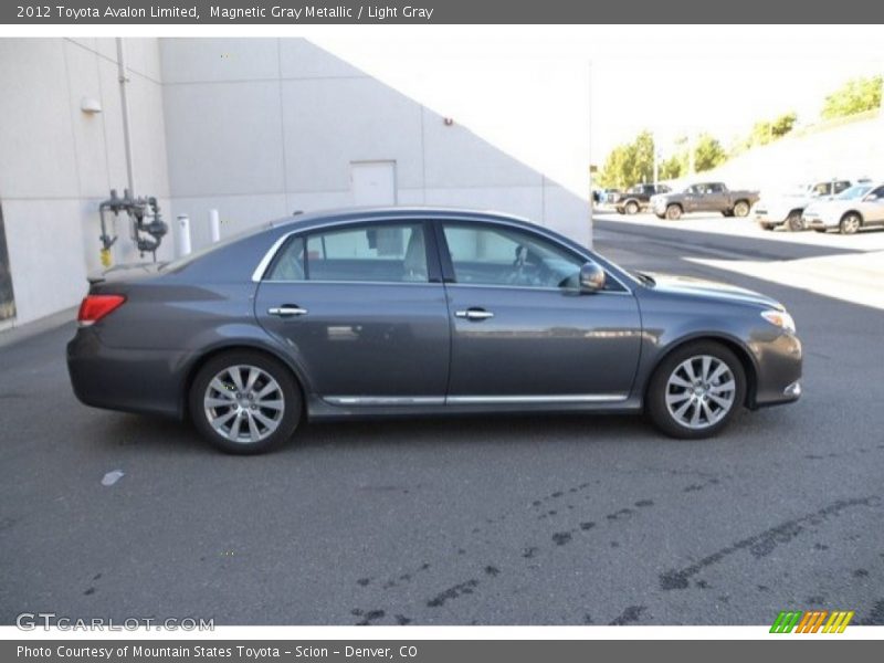 Magnetic Gray Metallic / Light Gray 2012 Toyota Avalon Limited