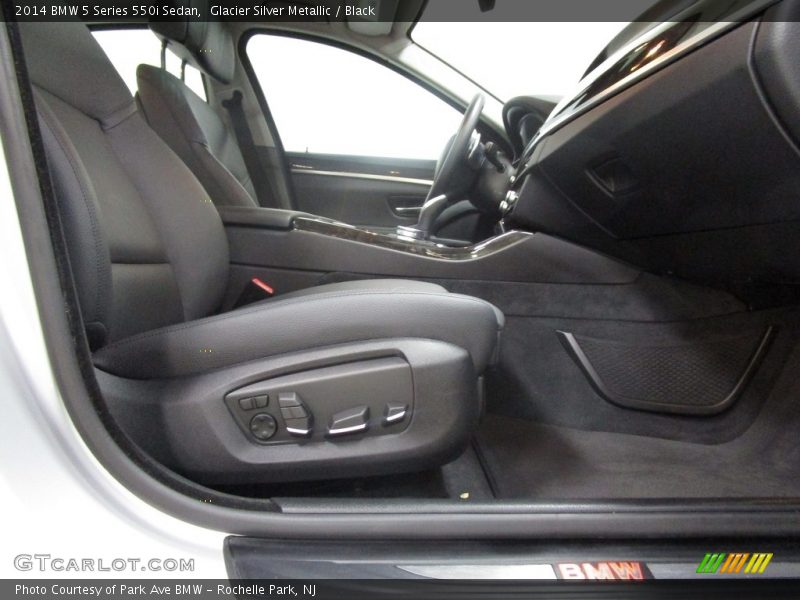 Glacier Silver Metallic / Black 2014 BMW 5 Series 550i Sedan