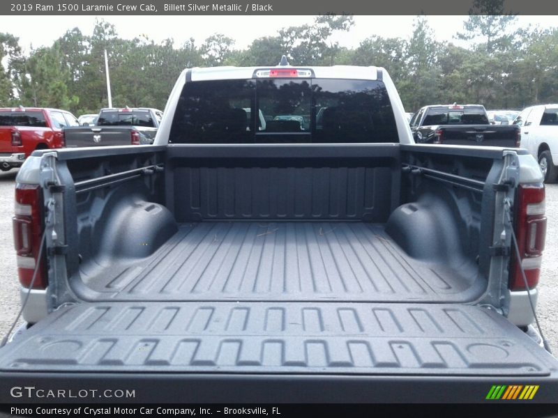  2019 1500 Laramie Crew Cab Trunk