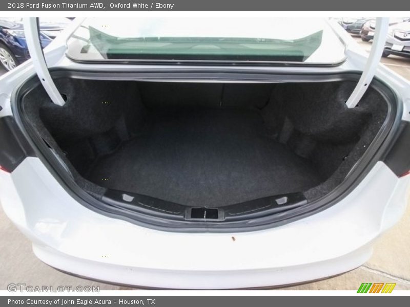  2018 Fusion Titanium AWD Trunk