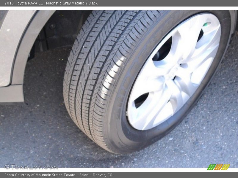 Magnetic Gray Metallic / Black 2015 Toyota RAV4 LE