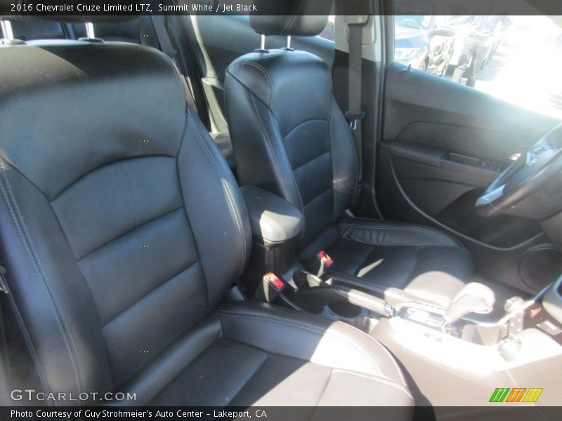 Summit White / Jet Black 2016 Chevrolet Cruze Limited LTZ