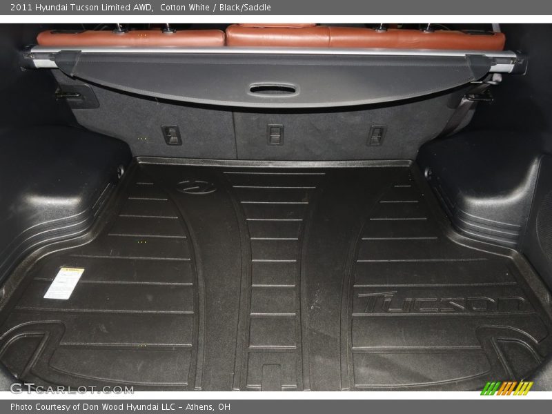 Cotton White / Black/Saddle 2011 Hyundai Tucson Limited AWD